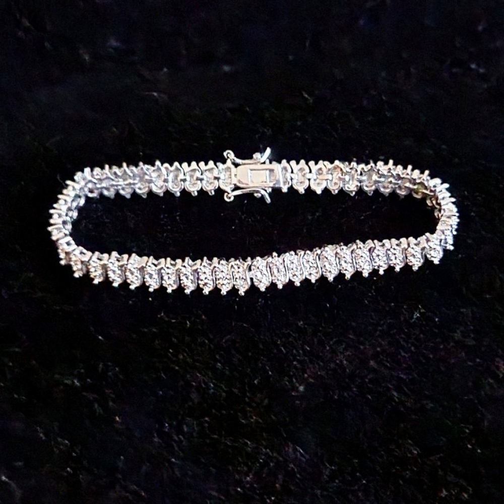 Diamond Silver Tone Tennis Bracelet 7"